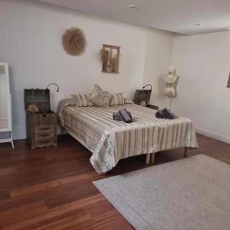 Unique Modern House - Paseo Maritimo/center *