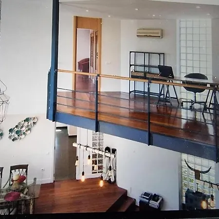 Unique Modern House - Paseo Maritimo/center *